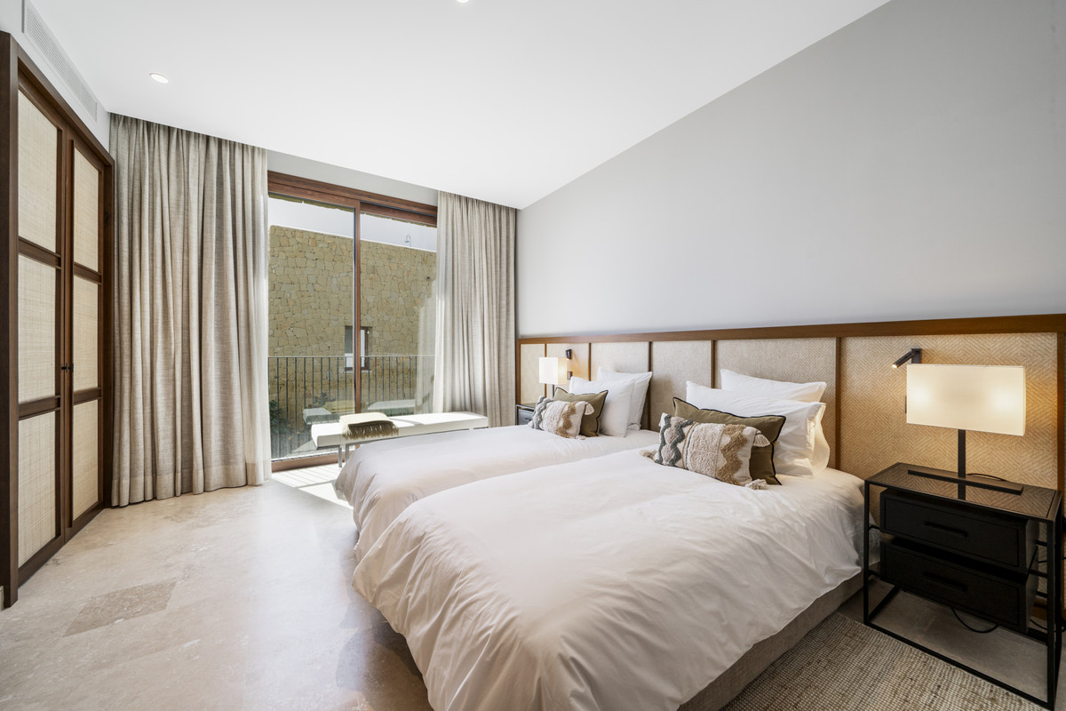 3 Bed Apartment for sale in Casares Costa Del Sol, Málaga, Spain