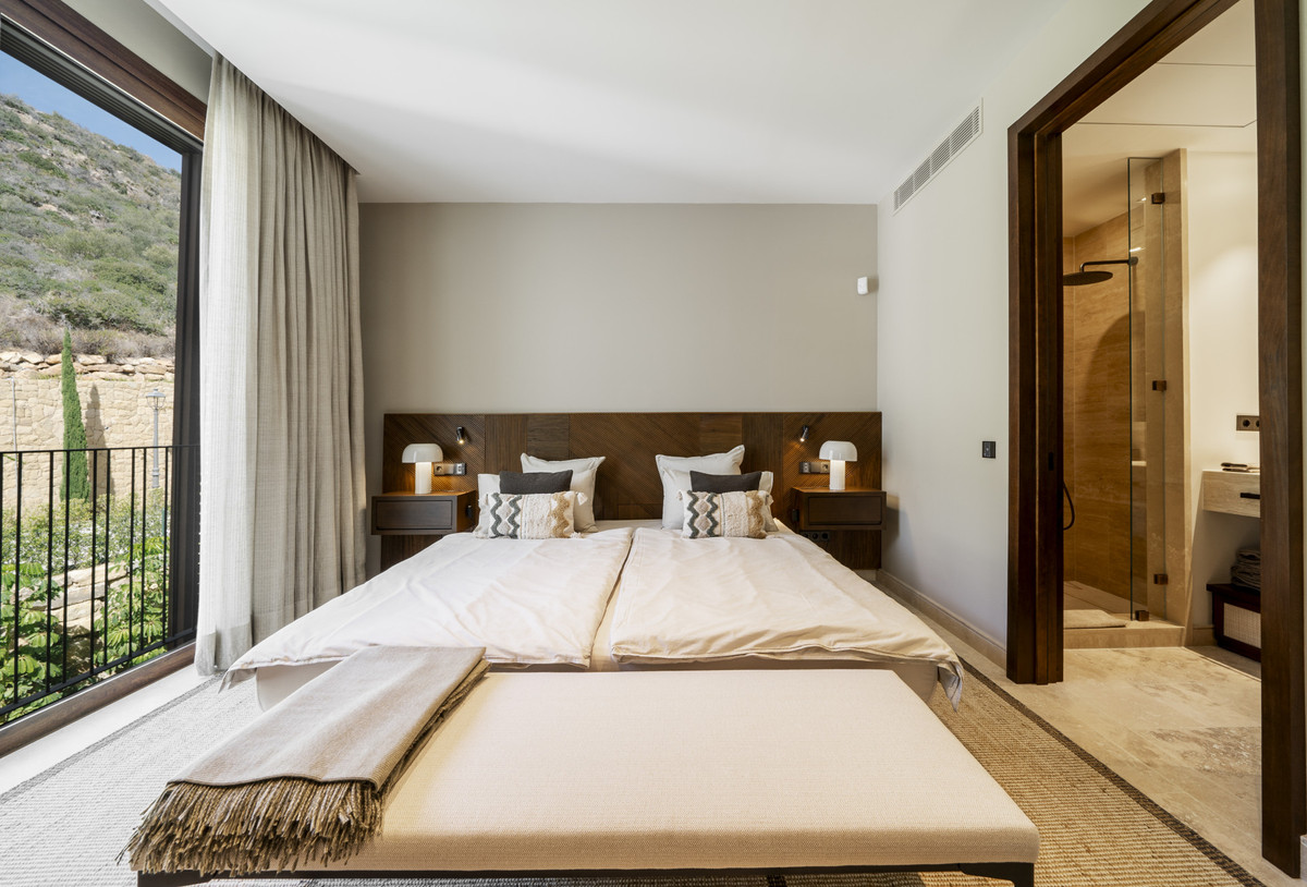 3 Bed Apartment for sale in Casares Costa Del Sol, Málaga, Spain