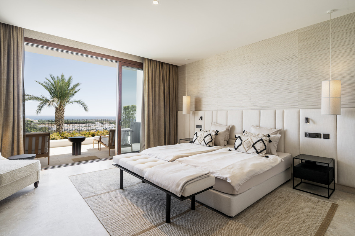 3 Bed Apartment for sale in Casares Costa Del Sol, Málaga, Spain
