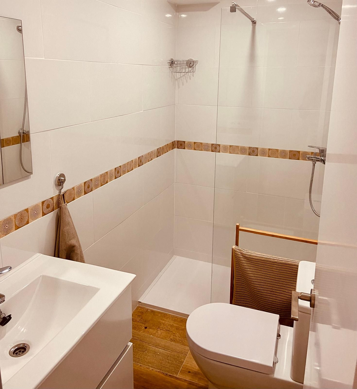 2 Bed Apartment for sale in Fuengirola Costa Del Sol, Málaga, Spain