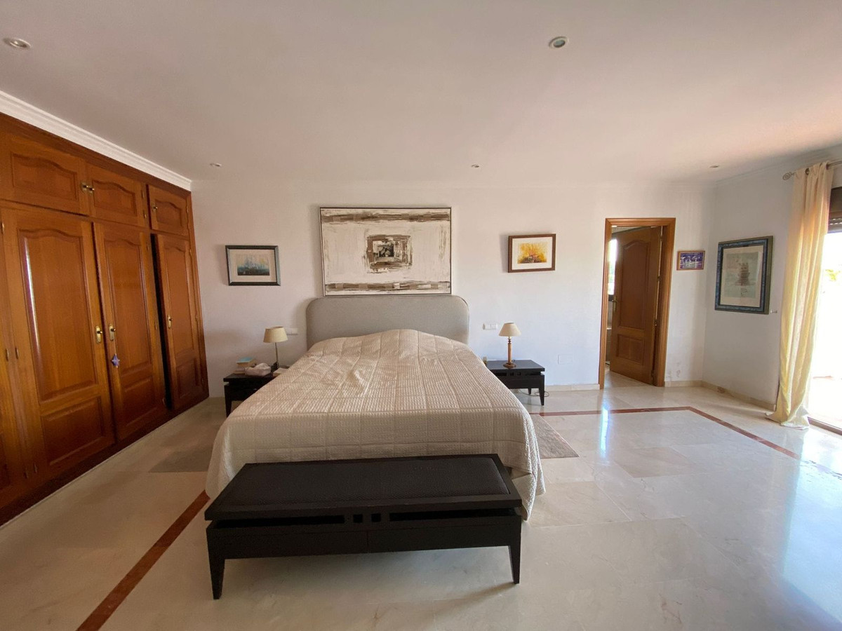 7 Bed Townhouse for sale in Marbella Costa Del Sol, Málaga, Spain