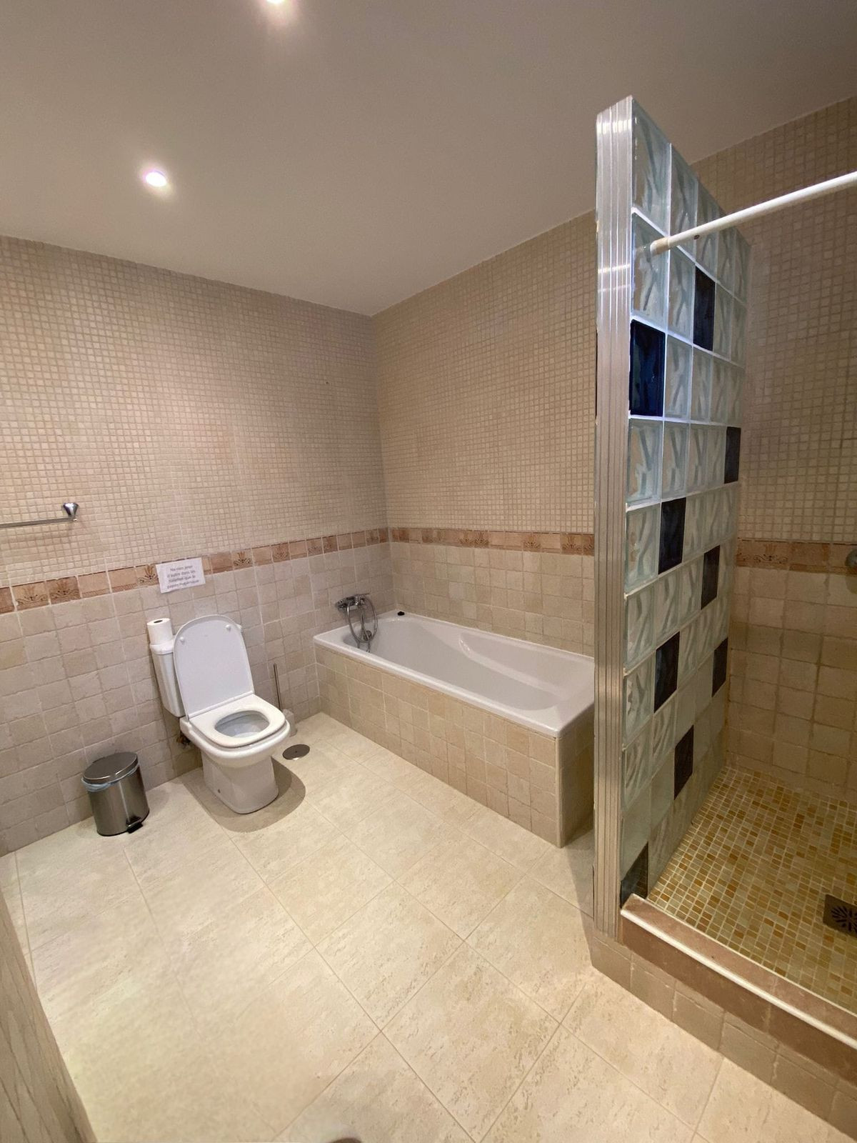 7 Bed Townhouse for sale in Marbella Costa Del Sol, Málaga, Spain