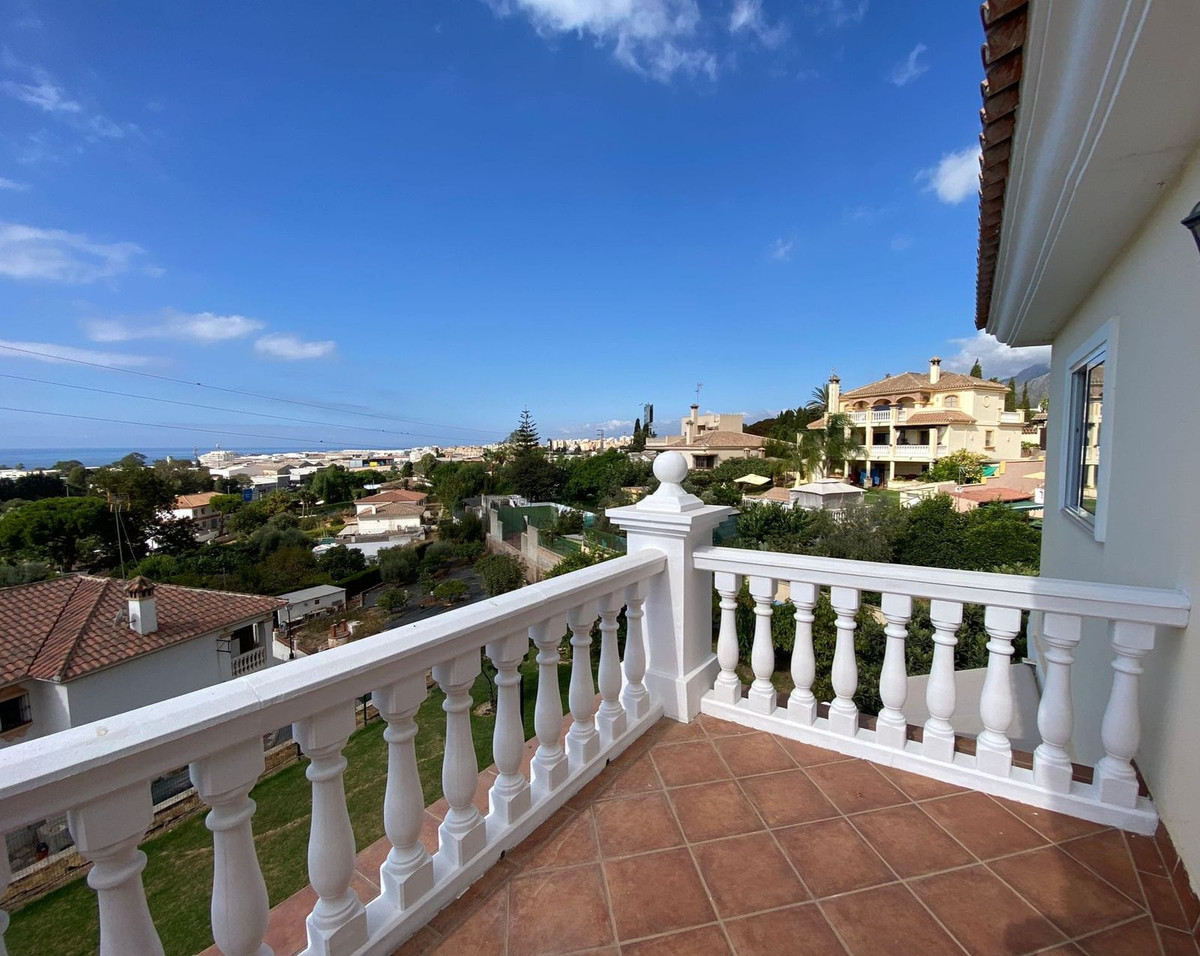 7 Bed Townhouse for sale in Marbella Costa Del Sol, Málaga, Spain