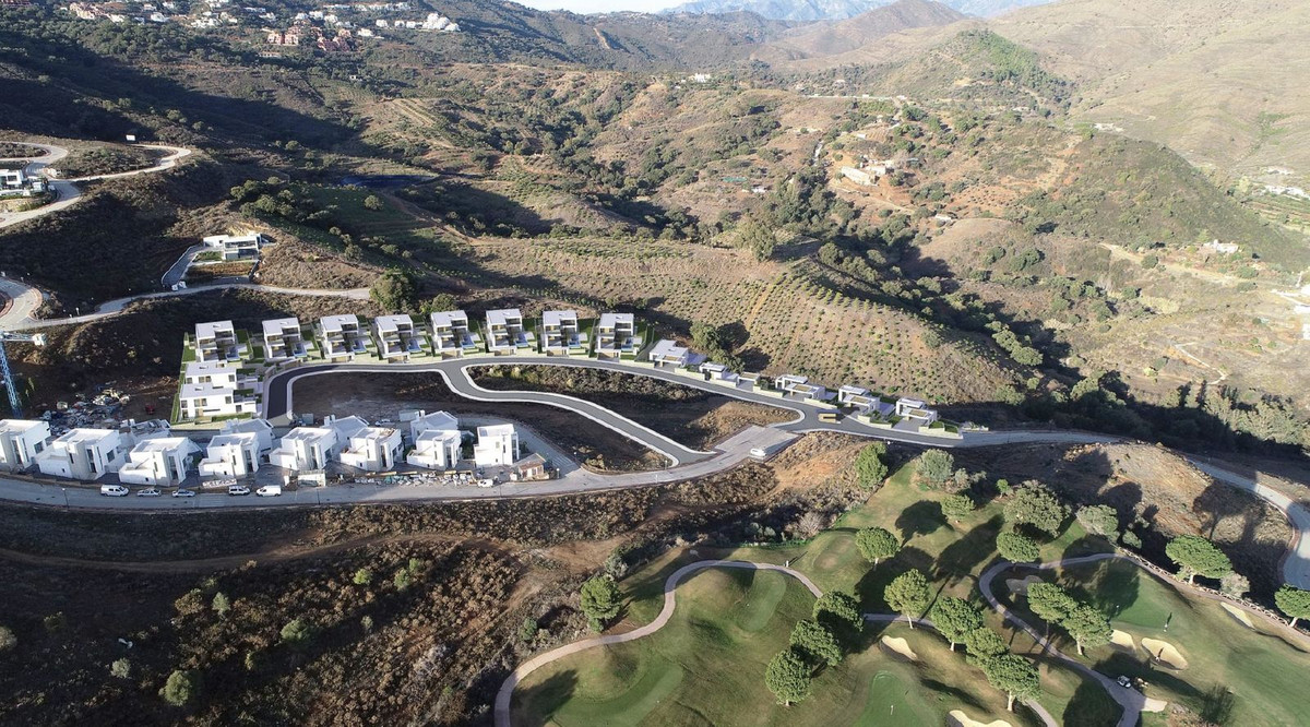 Se vende Terreno Urbano  en Costa Del Sol, Málaga, España