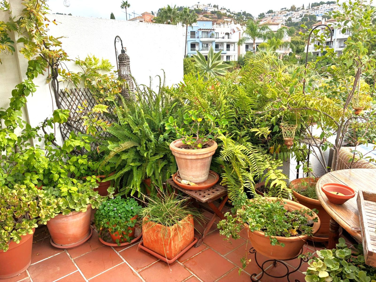 3 Bed Apartment for sale in Los Arqueros Costa Del Sol, Málaga, Spain