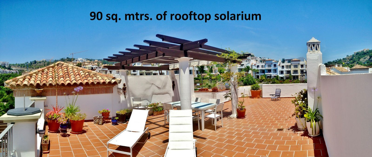 3 Bed Apartment for sale in Los Arqueros Costa Del Sol, Málaga, Spain