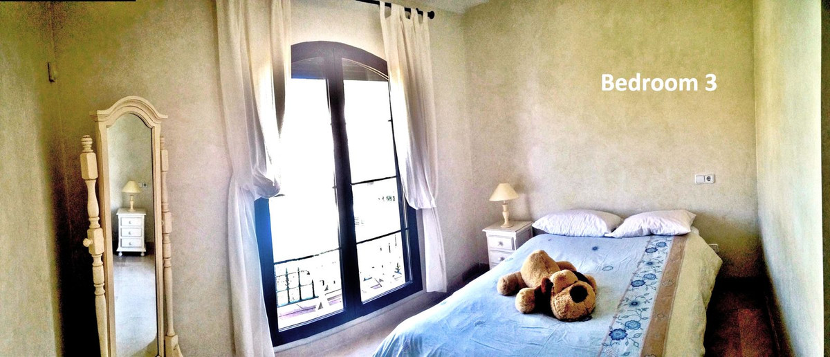 3 Bed Apartment for sale in Los Arqueros Costa Del Sol, Málaga, Spain