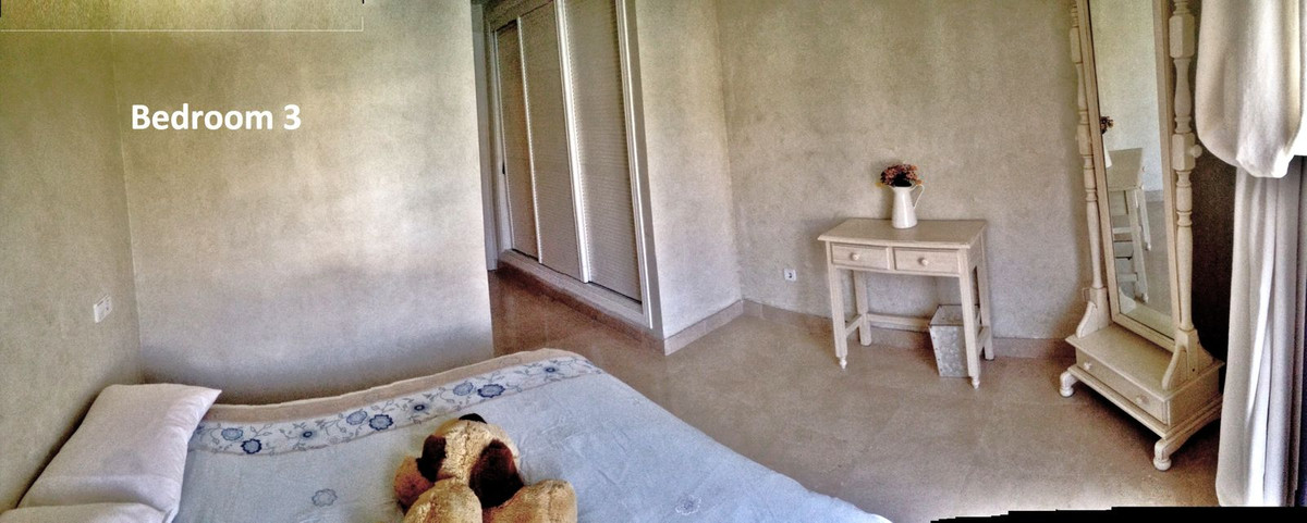 3 Bed Apartment for sale in Los Arqueros Costa Del Sol, Málaga, Spain