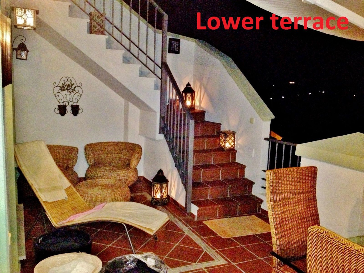 3 Bed Apartment for sale in Los Arqueros Costa Del Sol, Málaga, Spain