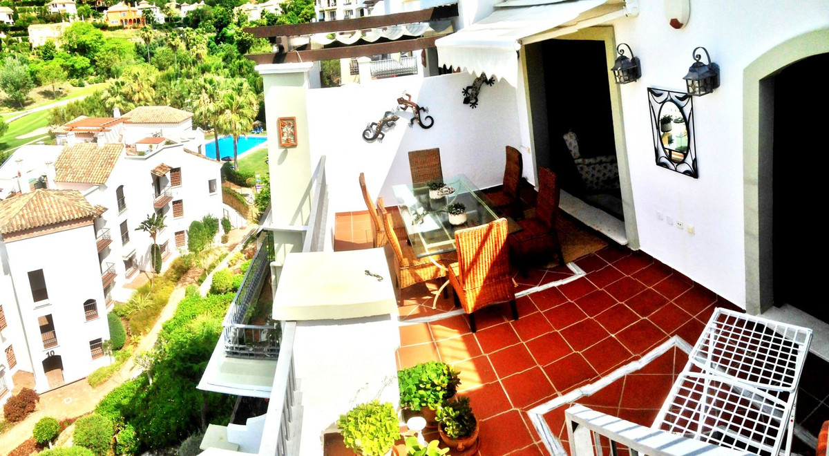 3 Bed Apartment for sale in Los Arqueros Costa Del Sol, Málaga, Spain