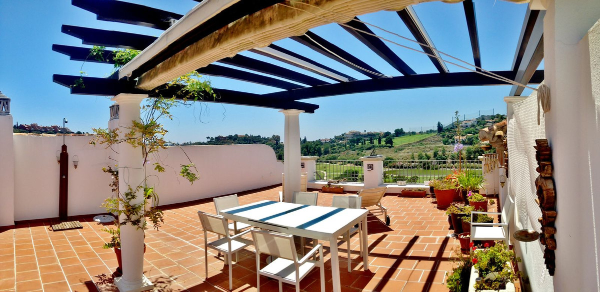 3 Bed Apartment for sale in Los Arqueros Costa Del Sol, Málaga, Spain