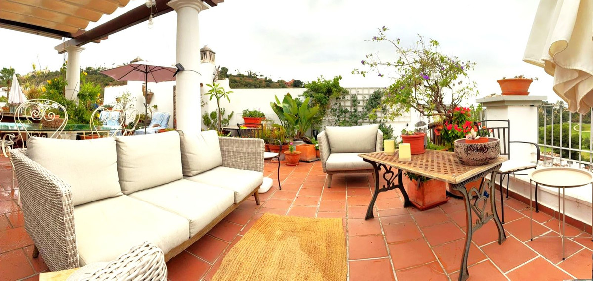 3 Bed Apartment for sale in Los Arqueros Costa Del Sol, Málaga, Spain