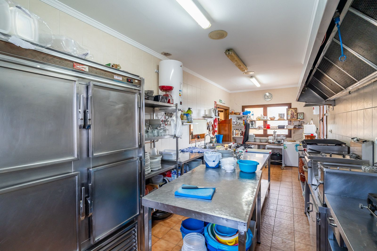 Se vende Restaurante de 1 dormitorios en Costa Del Sol, Málaga, España