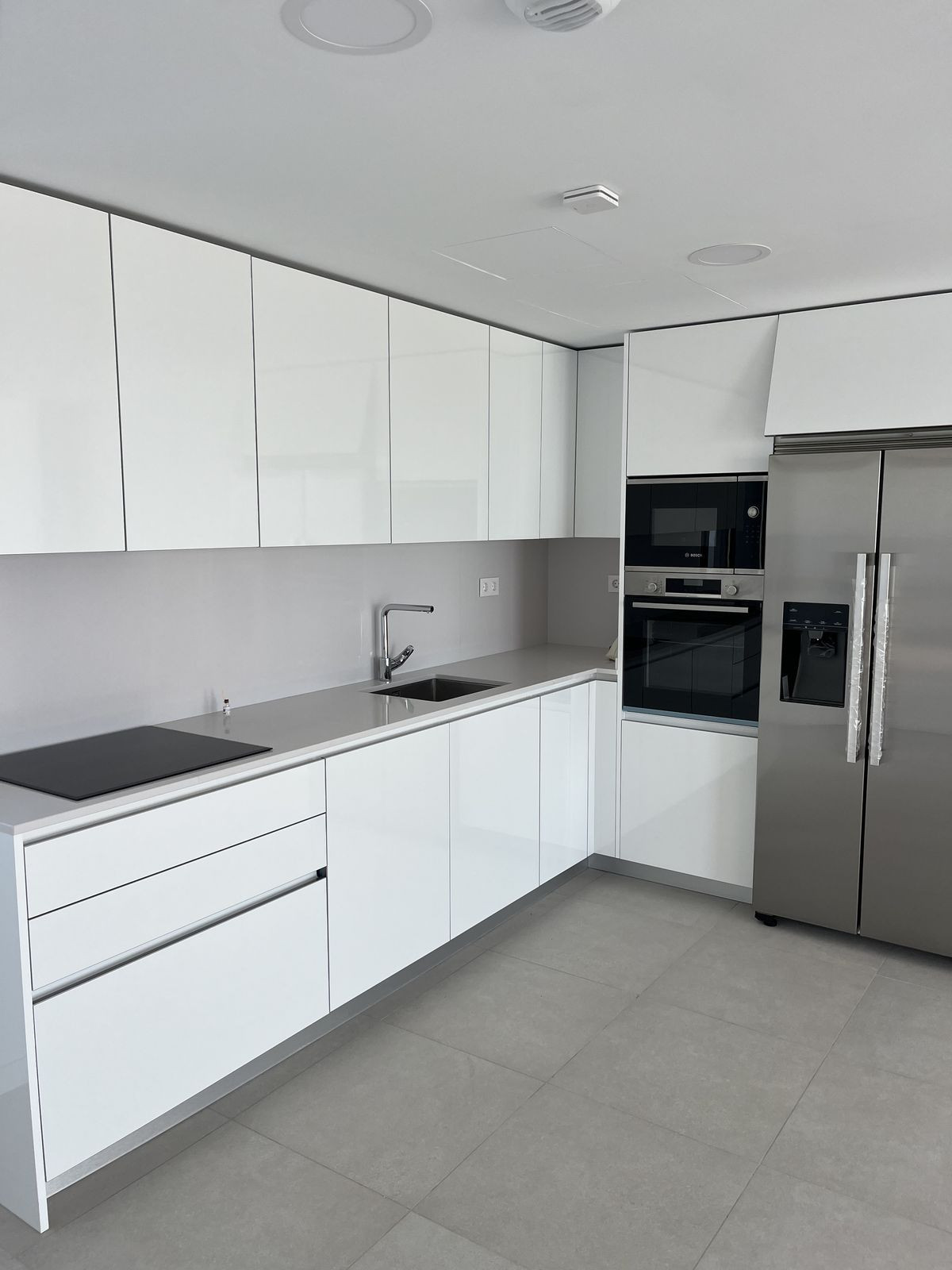 3 Bed Apartment for sale in Torremolinos Costa Del Sol, Málaga, Spain