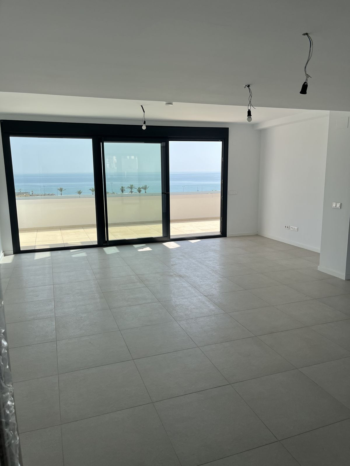 3 Bed Apartment for sale in Torremolinos Costa Del Sol, Málaga, Spain