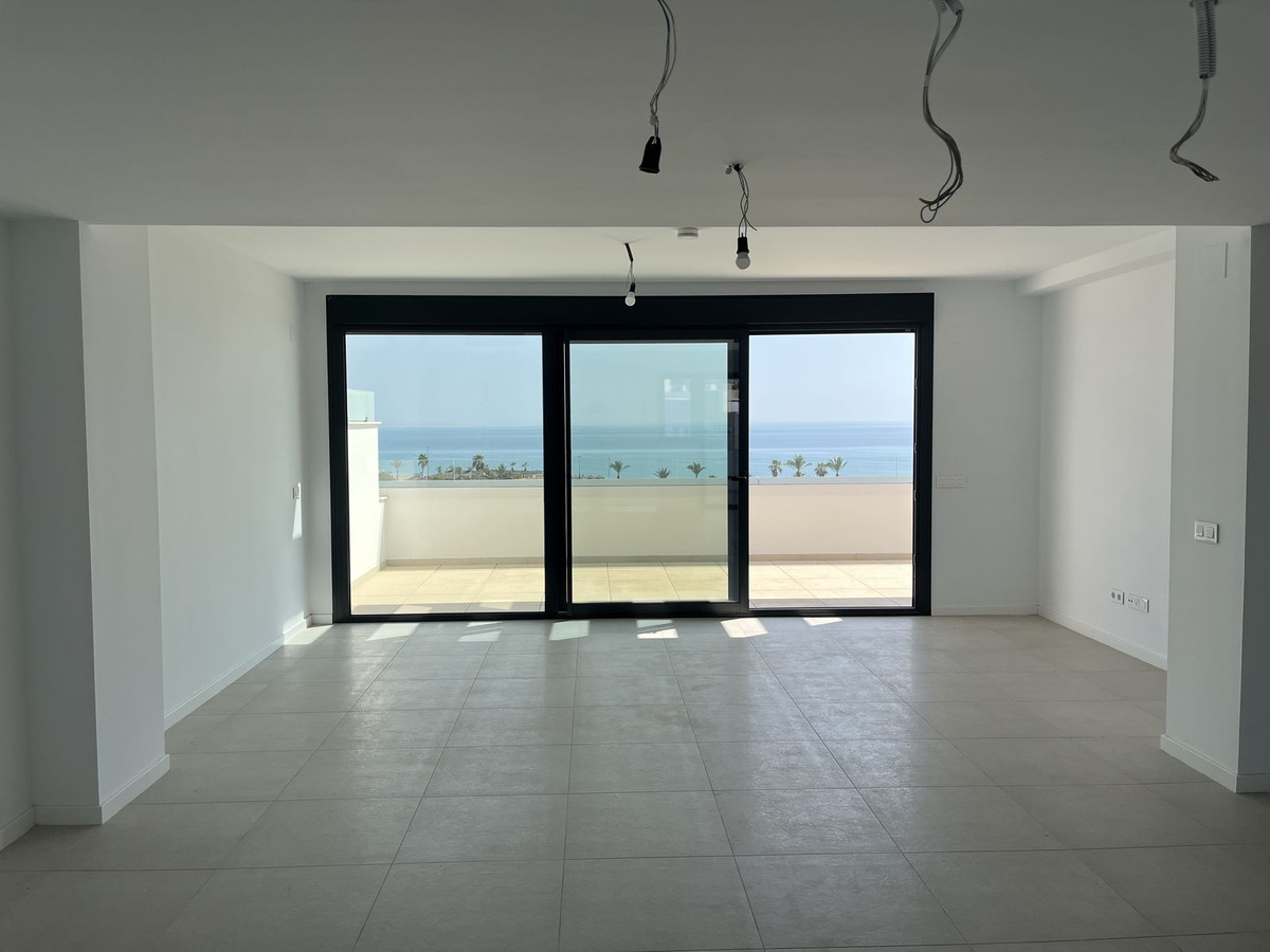 3 Bed Apartment for sale in Torremolinos Costa Del Sol, Málaga, Spain