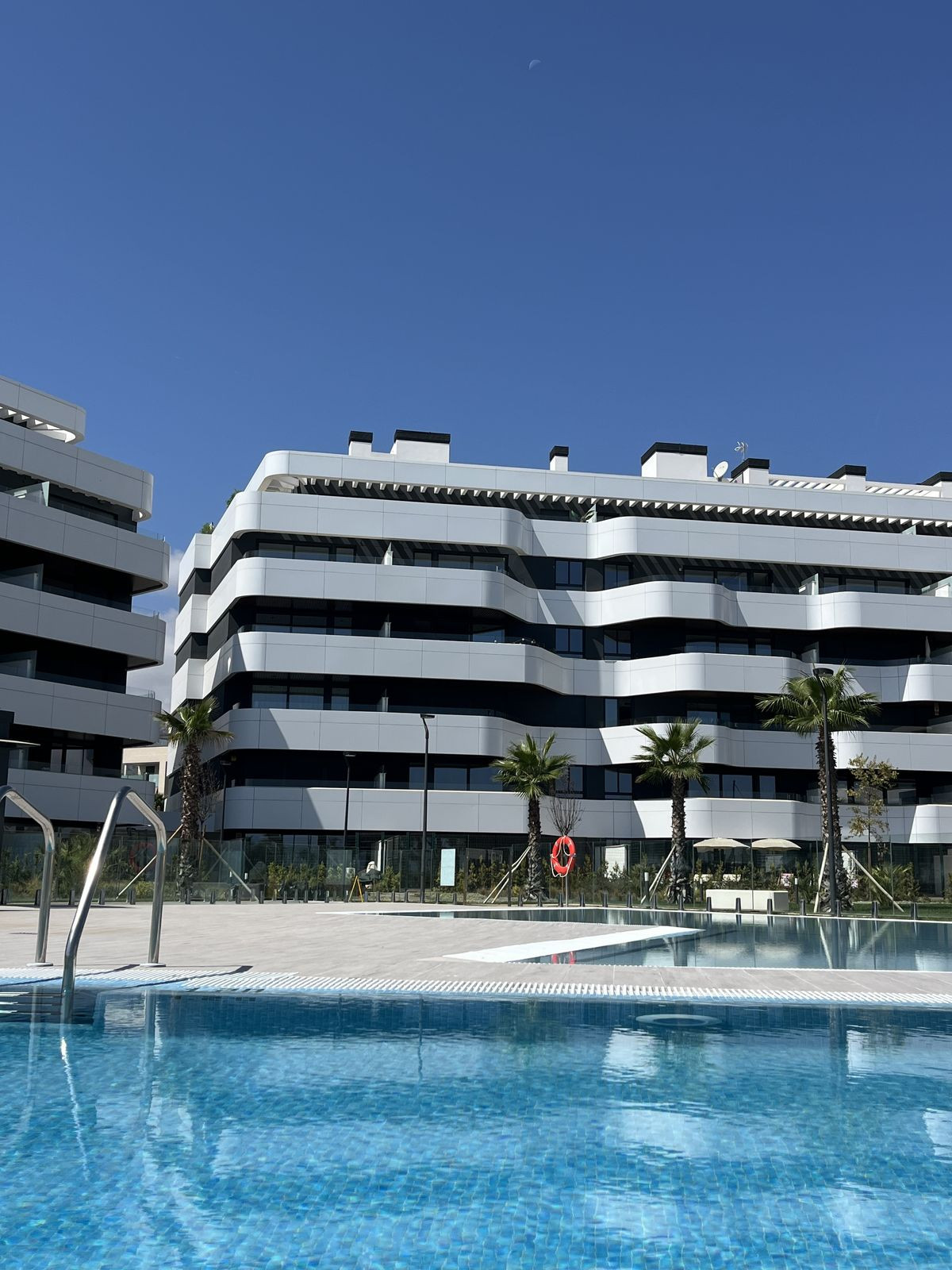 3 Bed Apartment for sale in Torremolinos Costa Del Sol, Málaga, Spain