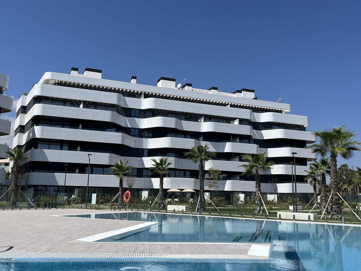 3 Bed Apartment for sale in Torremolinos Costa Del Sol, Málaga, Spain