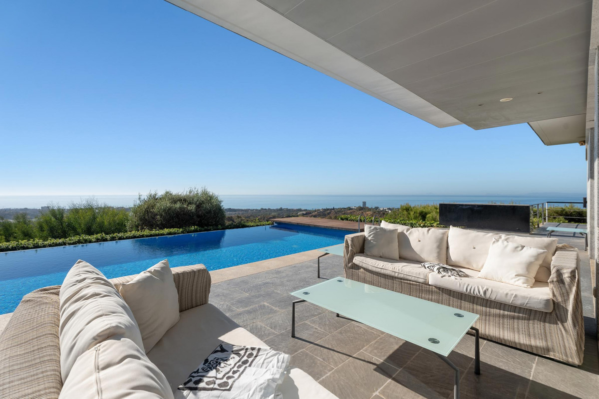 Se vende Villa - Chalet de 5 dormitorios en Costa Del Sol, Málaga, España