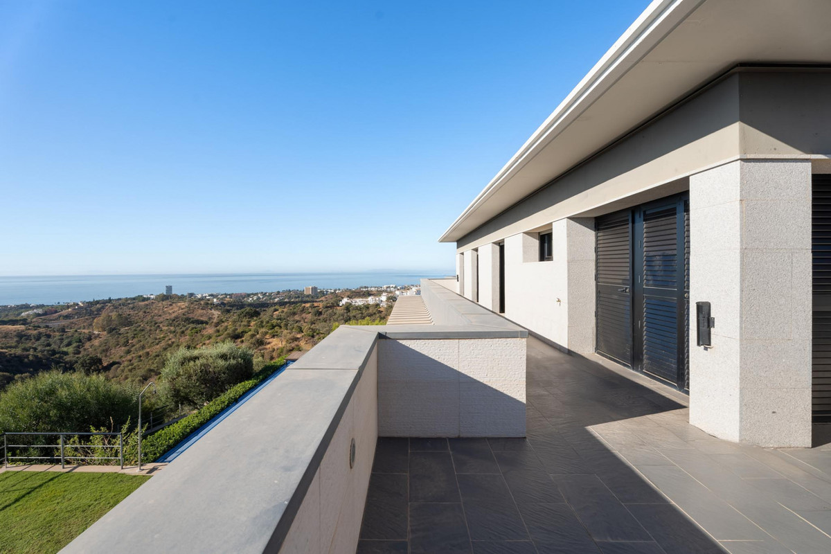 Se vende Villa - Chalet de 5 dormitorios en Costa Del Sol, Málaga, España