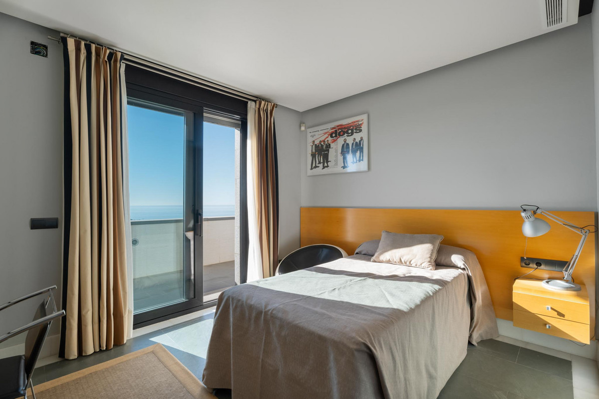 Se vende Villa - Chalet de 5 dormitorios en Costa Del Sol, Málaga, España