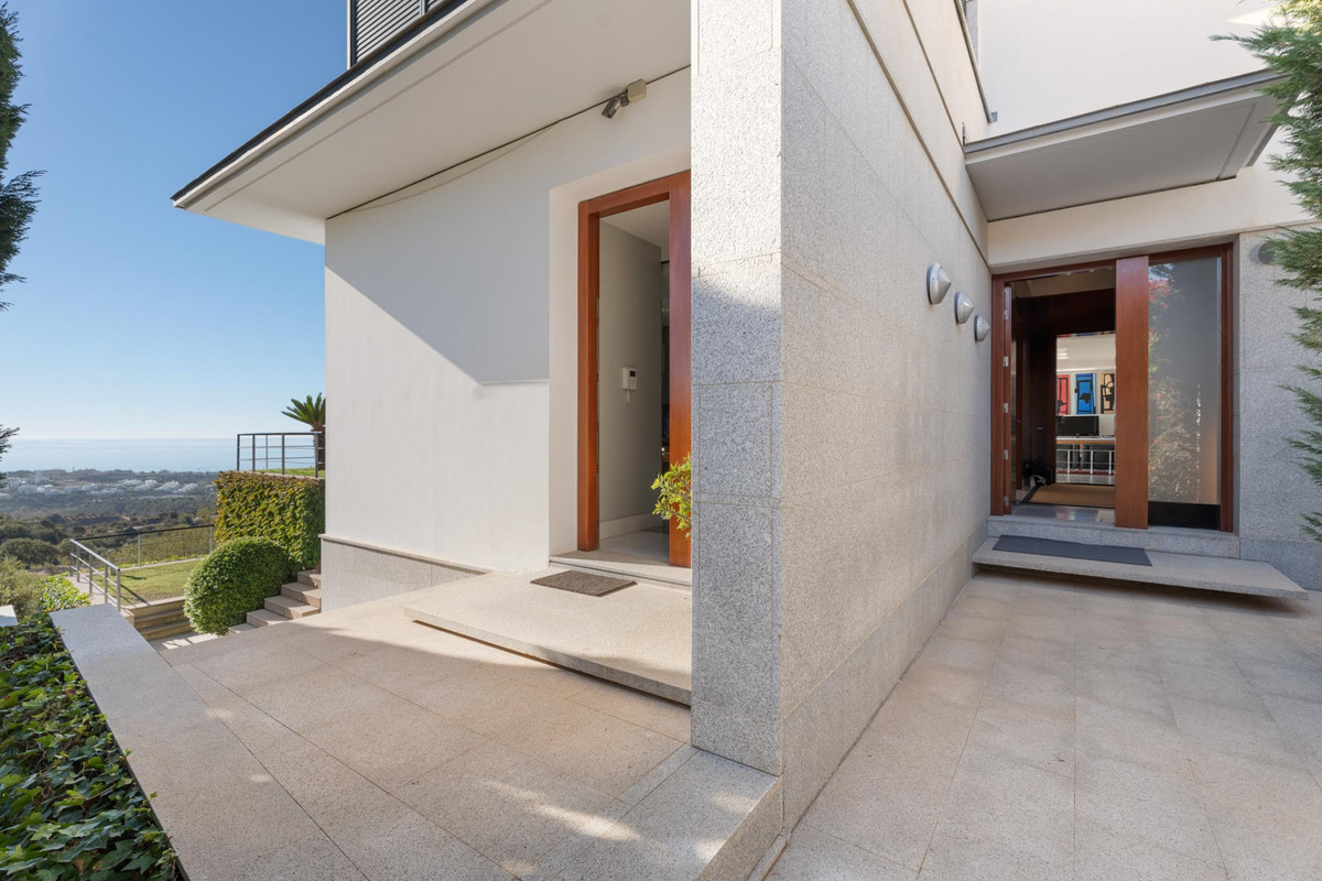 Se vende Villa - Chalet de 5 dormitorios en Costa Del Sol, Málaga, España