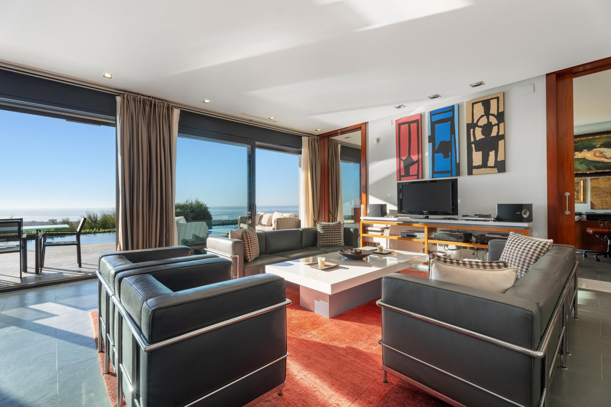 Se vende Villa - Chalet de 5 dormitorios en Costa Del Sol, Málaga, España