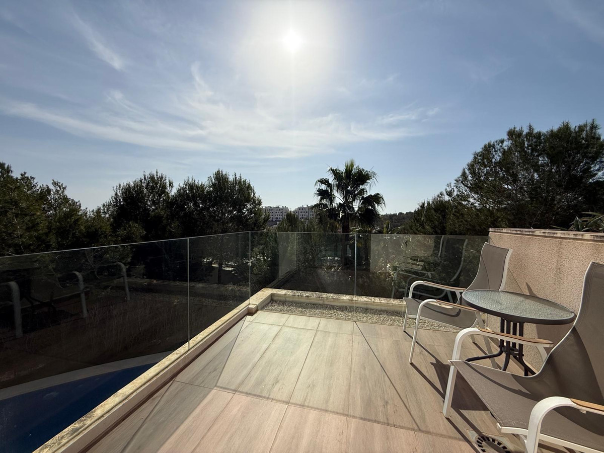 Se vende Villa - Chalet de 3 dormitorios en Costa Blanca, Alicante, España