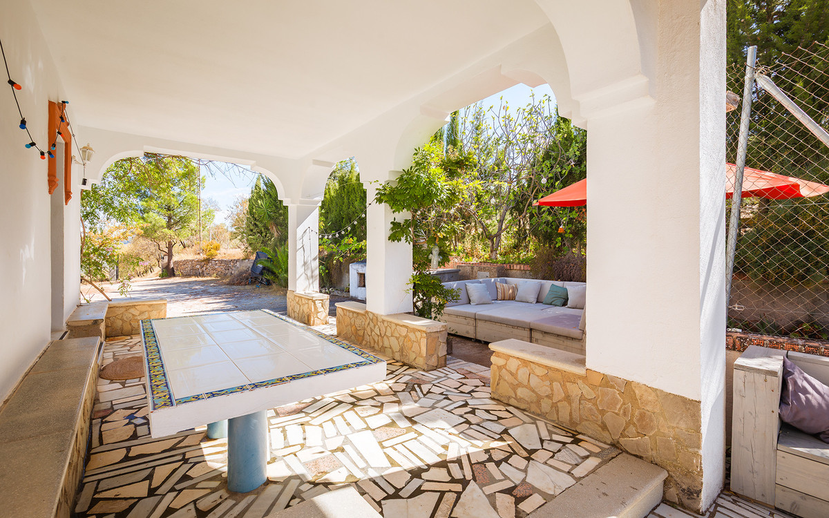 4 Bed Townhouse for sale in Ronda Costa Del Sol, Málaga, Spain