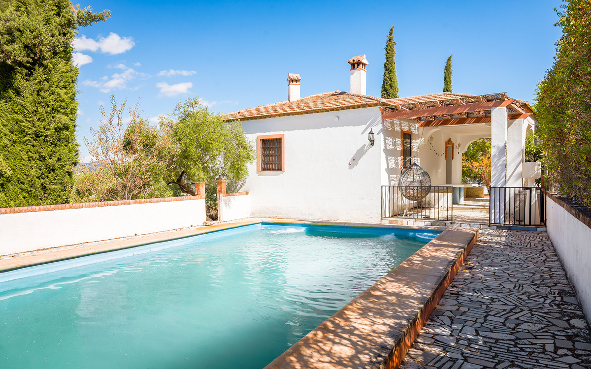 4 Bed Townhouse for sale in Ronda Costa Del Sol, Málaga, Spain