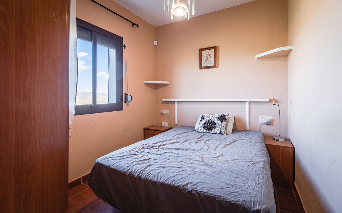 4 Bed Townhouse for sale in Ronda Costa Del Sol, Málaga, Spain