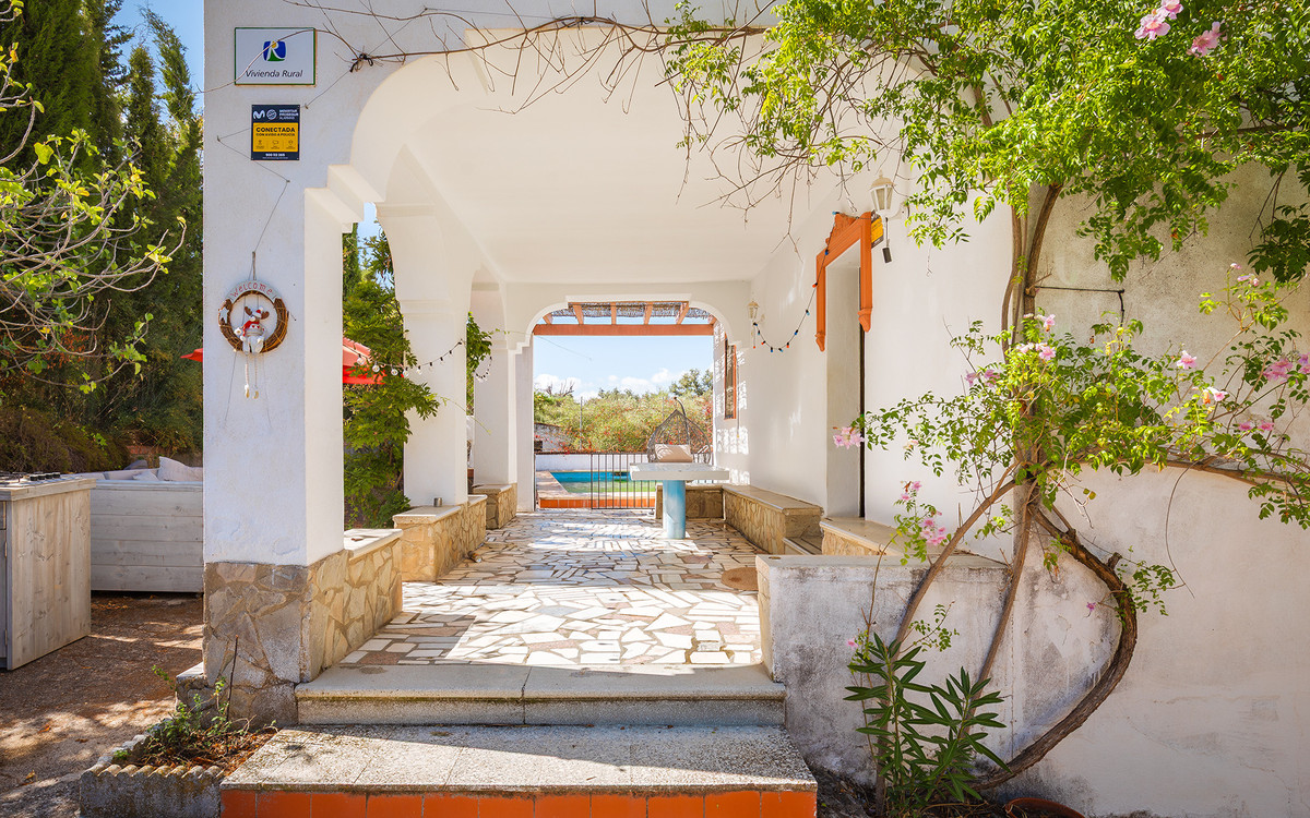4 Bed Townhouse for sale in Ronda Costa Del Sol, Málaga, Spain