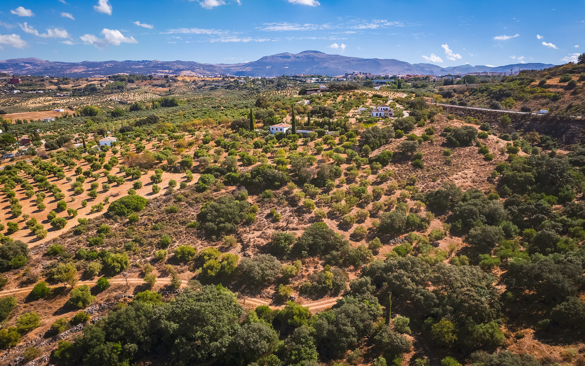 4 Bed Townhouse for sale in Ronda Costa Del Sol, Málaga, Spain