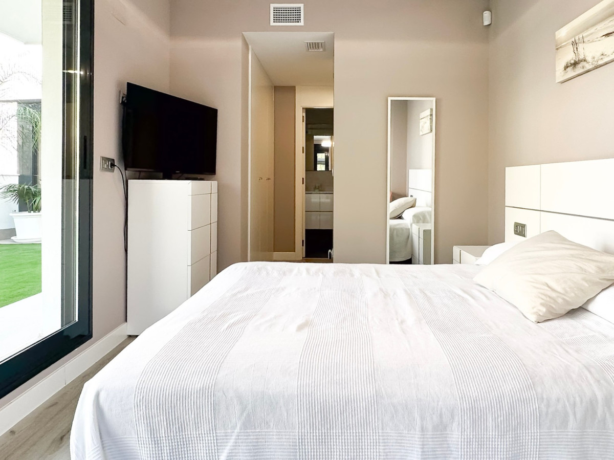 3 Bed Apartment for sale in Torremolinos Costa Del Sol, Málaga, Spain