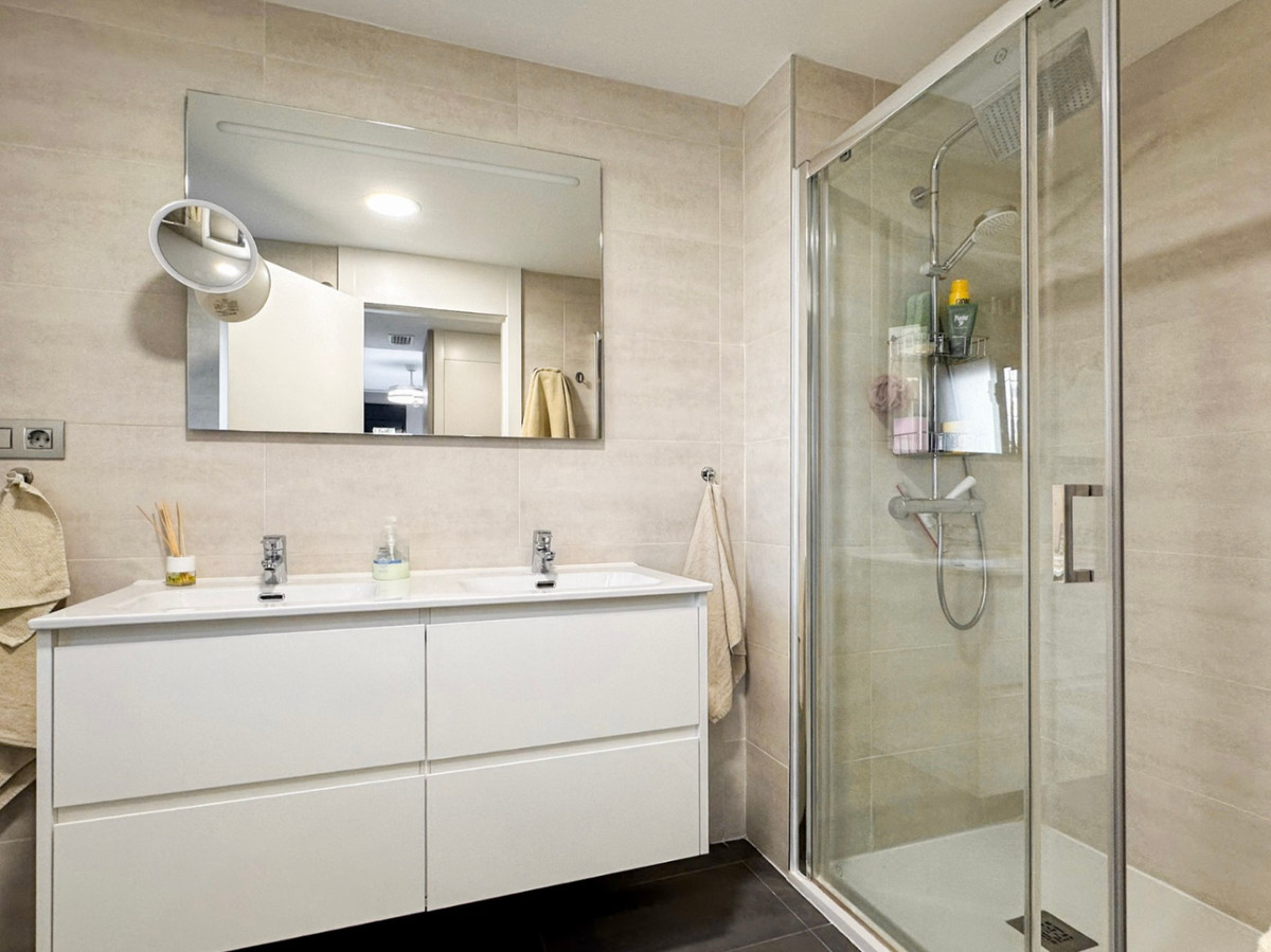 3 Bed Apartment for sale in Torremolinos Costa Del Sol, Málaga, Spain