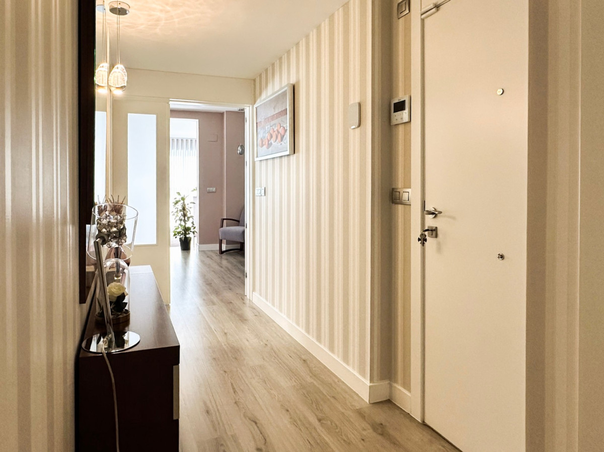 3 Bed Apartment for sale in Torremolinos Costa Del Sol, Málaga, Spain