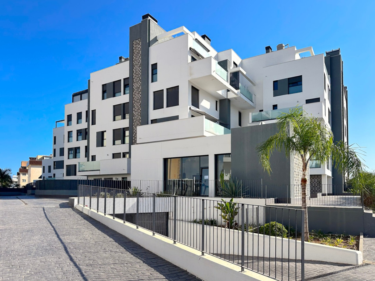 3 Bed Apartment for sale in Torremolinos Costa Del Sol, Málaga, Spain