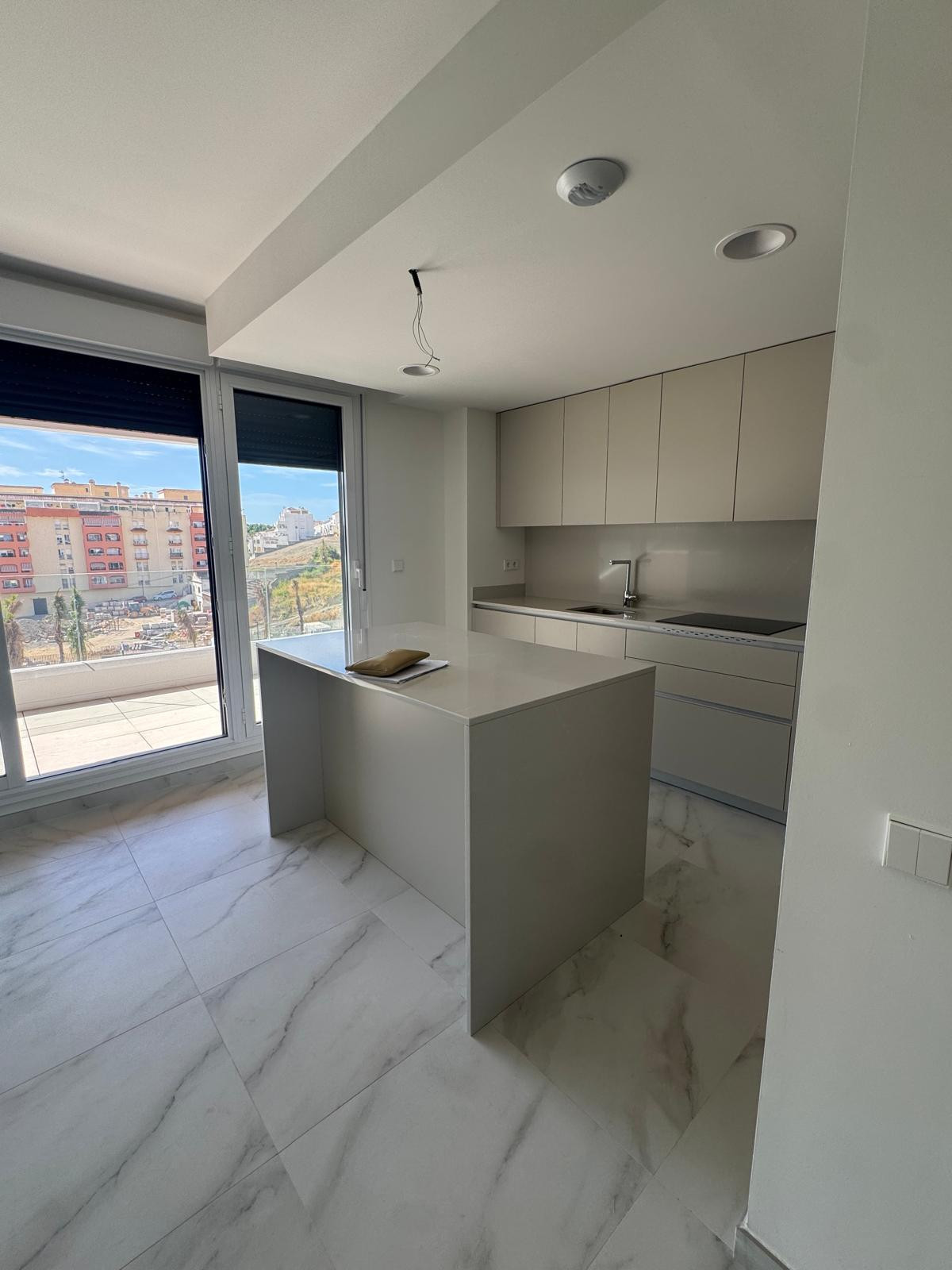 2 Bed Apartment for sale in Estepona Costa Del Sol, Málaga, Spain