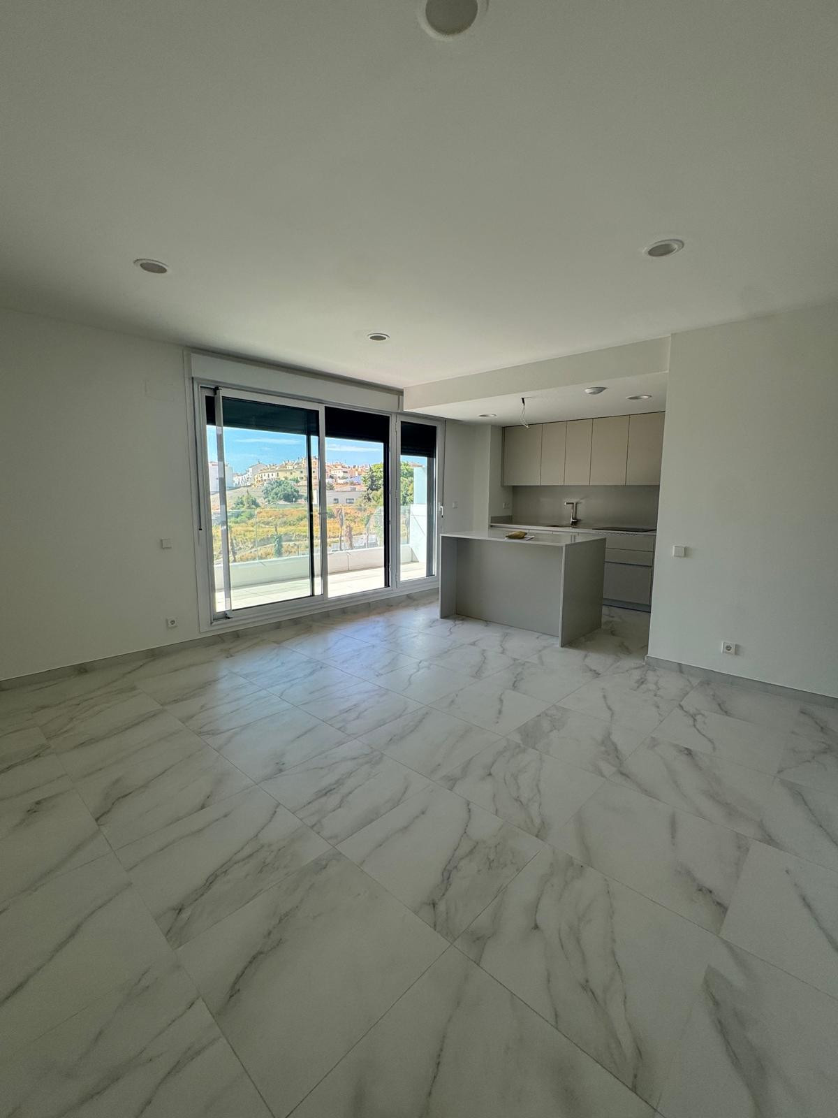 2 Bed Apartment for sale in Estepona Costa Del Sol, Málaga, Spain