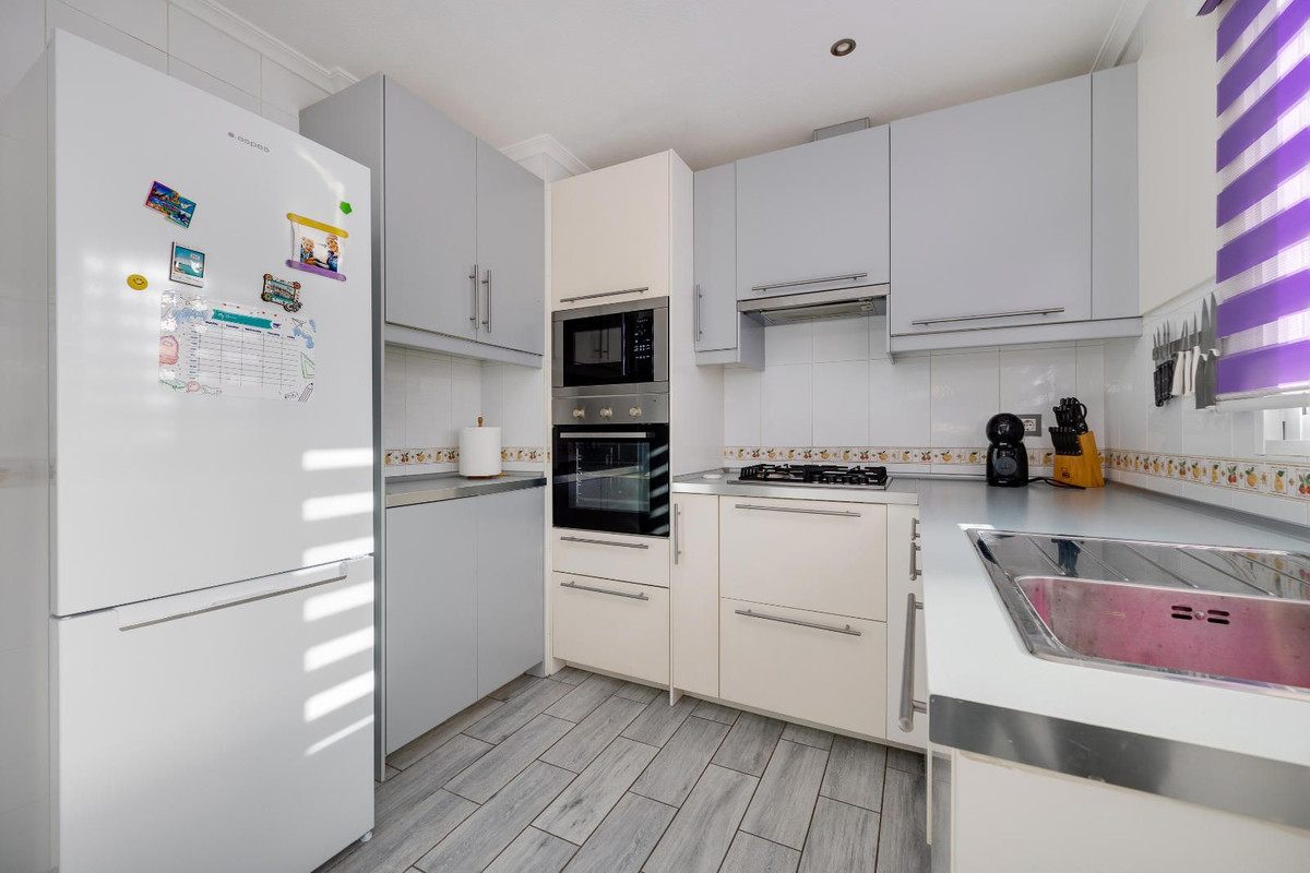 Se vende Ático de 2 dormitorios en Costa Blanca, Alicante, España