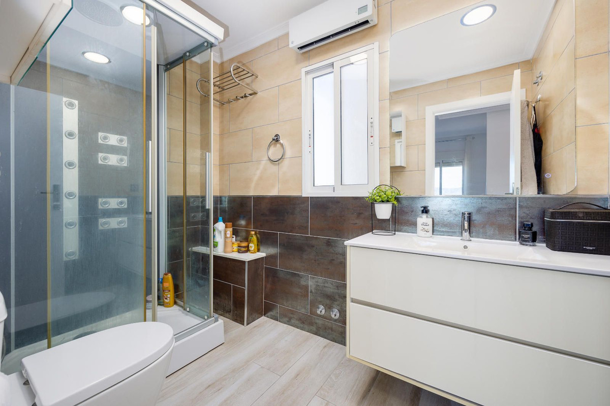 Se vende Ático de 2 dormitorios en Costa Blanca, Alicante, España