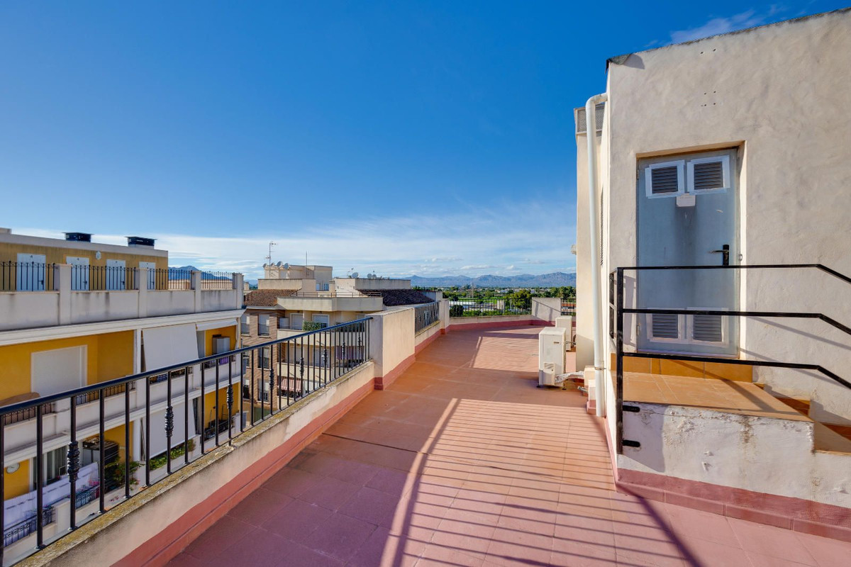 Se vende Ático de 2 dormitorios en Costa Blanca, Alicante, España