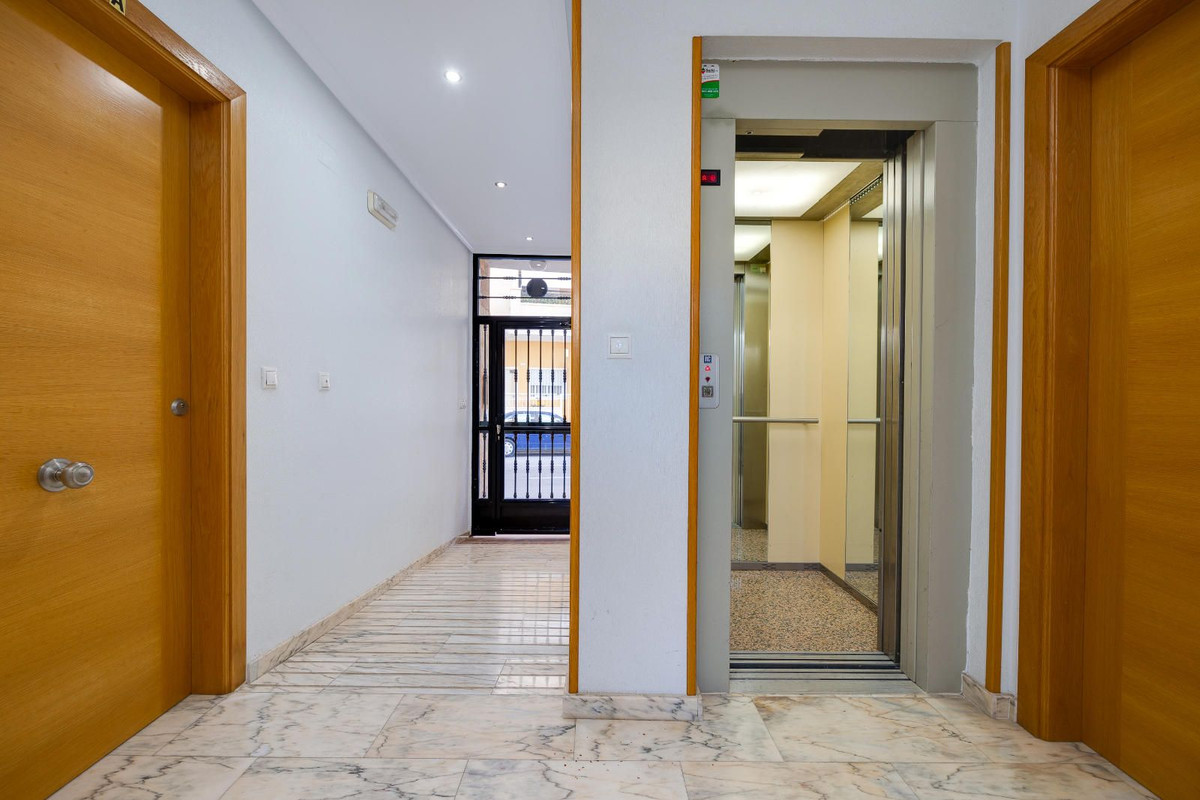 Se vende Ático de 2 dormitorios en Costa Blanca, Alicante, España