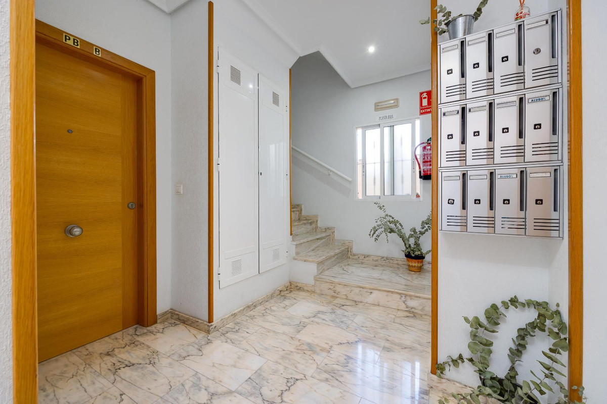 Se vende Ático de 2 dormitorios en Costa Blanca, Alicante, España
