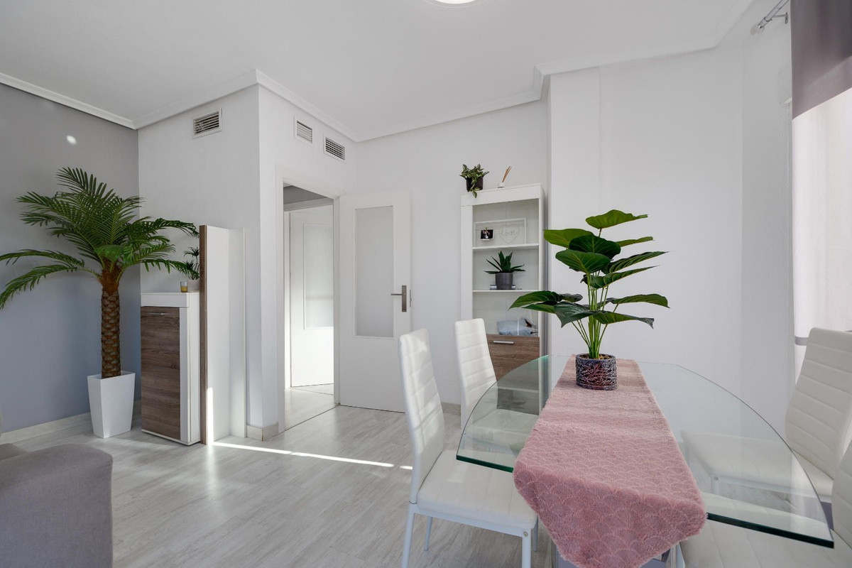 Se vende Ático de 2 dormitorios en Costa Blanca, Alicante, España