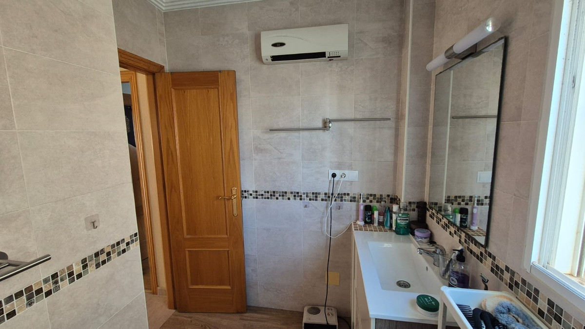 Se vende Villa - Chalet de 2 dormitorios en Costa Blanca, Alicante, España