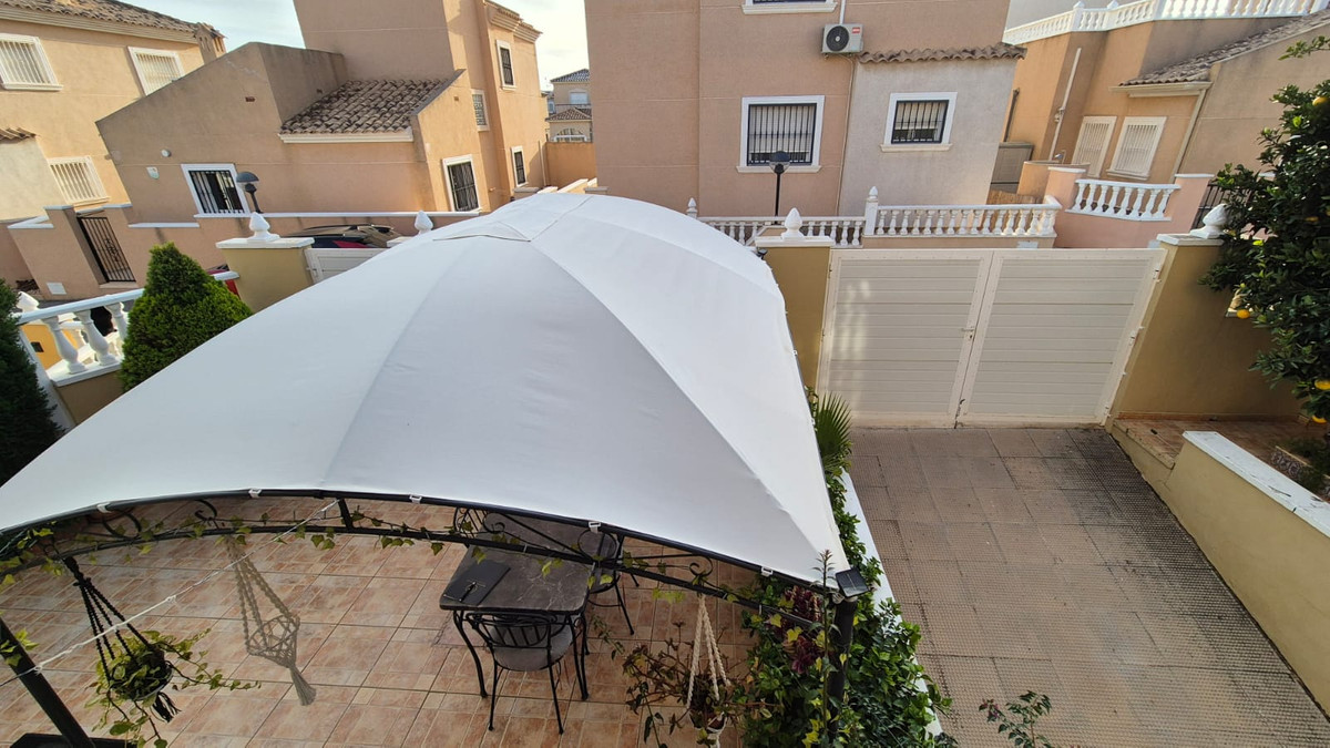 Se vende Villa - Chalet de 2 dormitorios en Costa Blanca, Alicante, España