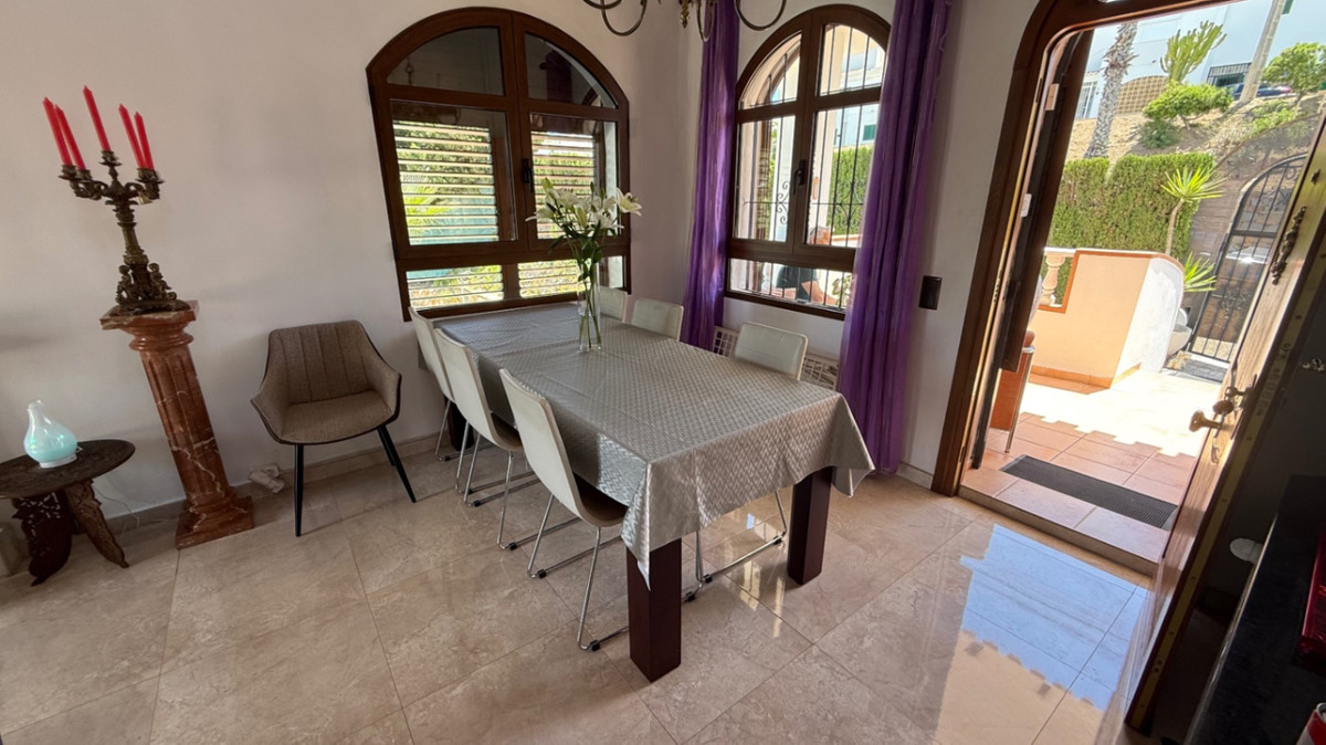 4 Bed Townhouse for sale in Orihuela Costa Blanca, Alicante, Spain
