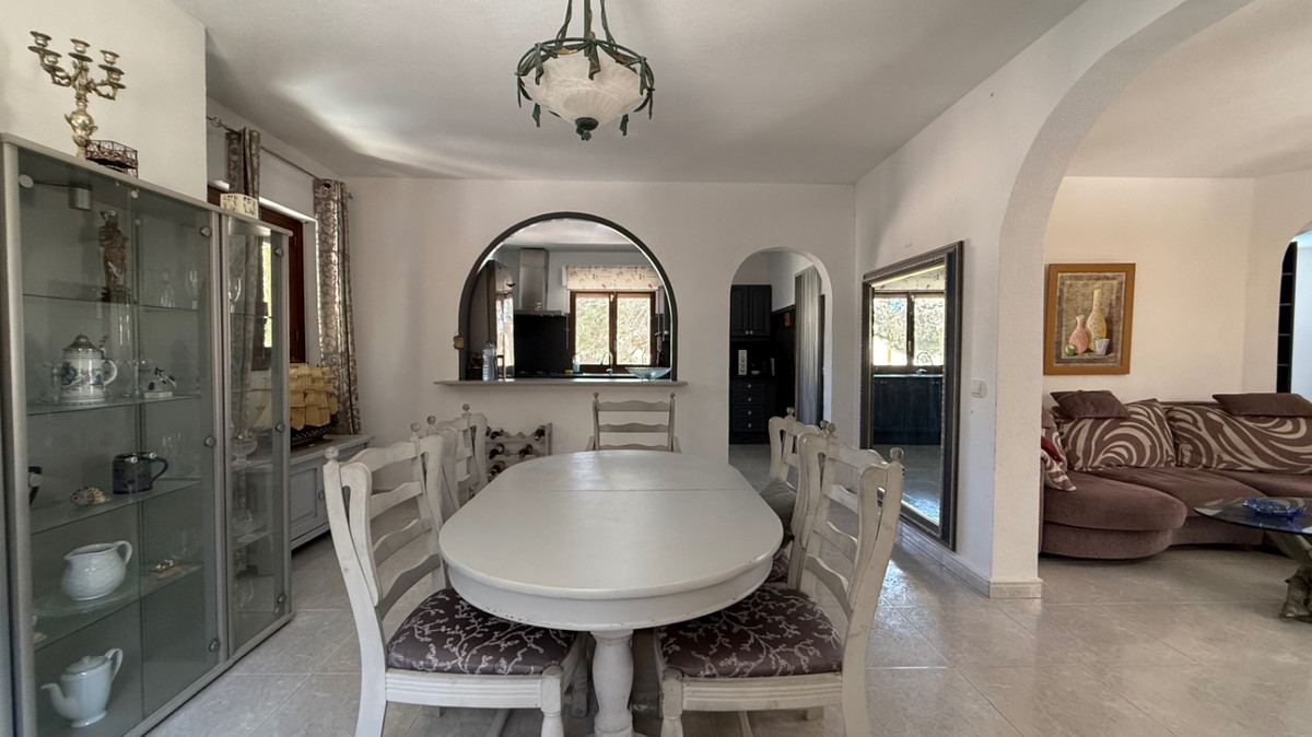 6 Bed Townhouse for sale in Orihuela Costa Blanca, Alicante, Spain