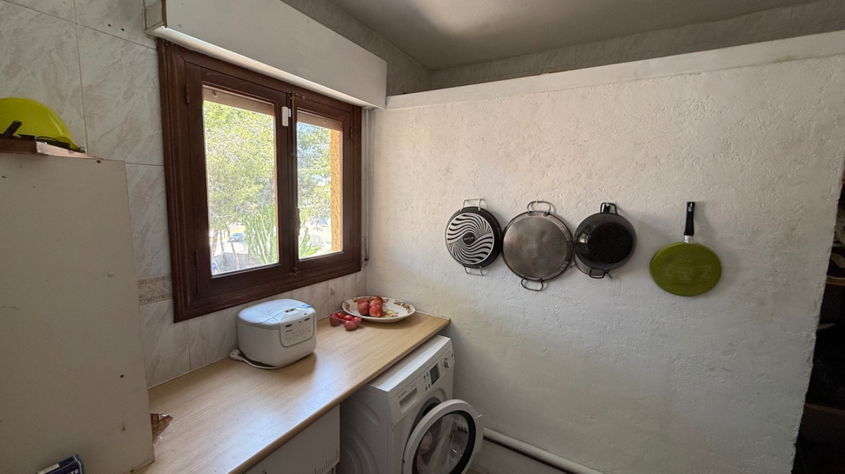 6 Bed Townhouse for sale in Orihuela Costa Blanca, Alicante, Spain